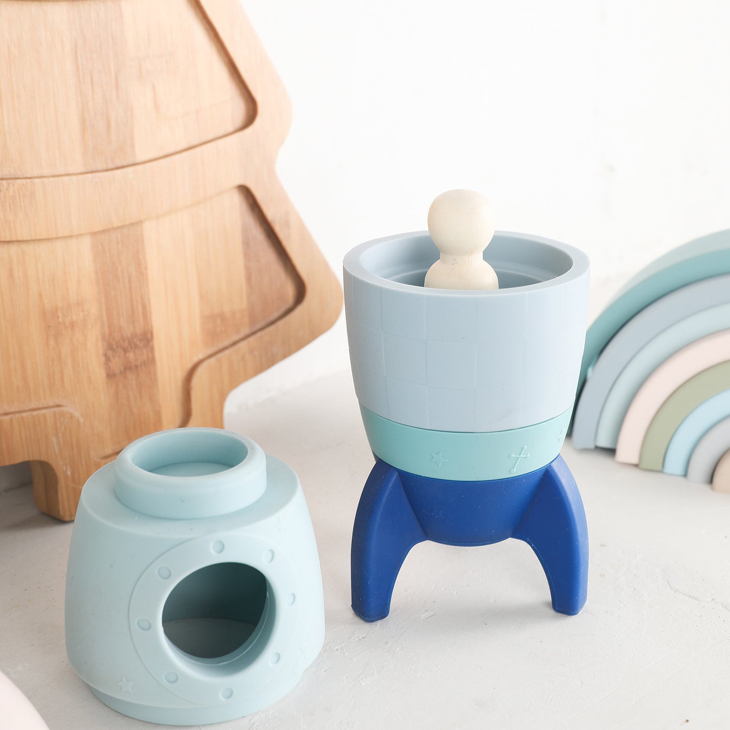 BUILDING BLOCKS (ASTRONAUT)