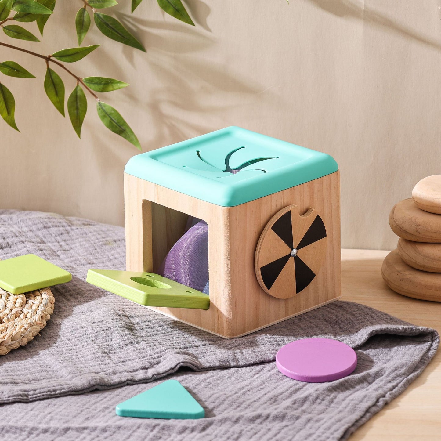TISSUE BOX