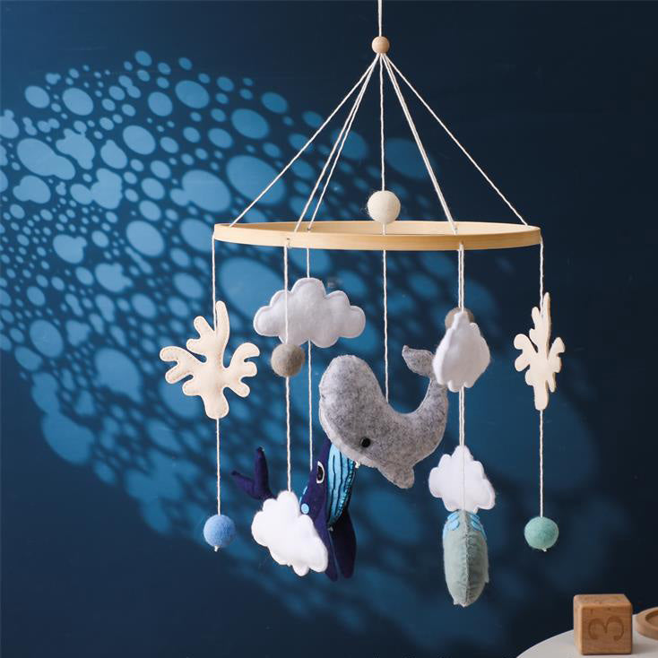 BABY MOBILE (WHALE)