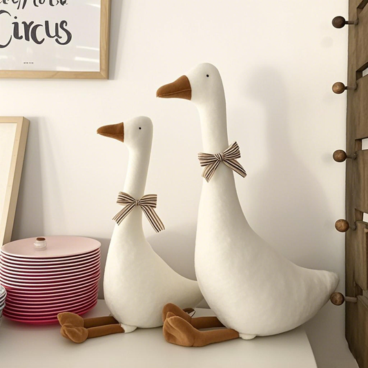 PLUSH GOOSE